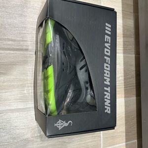 SIA Evo Foam Shoes
